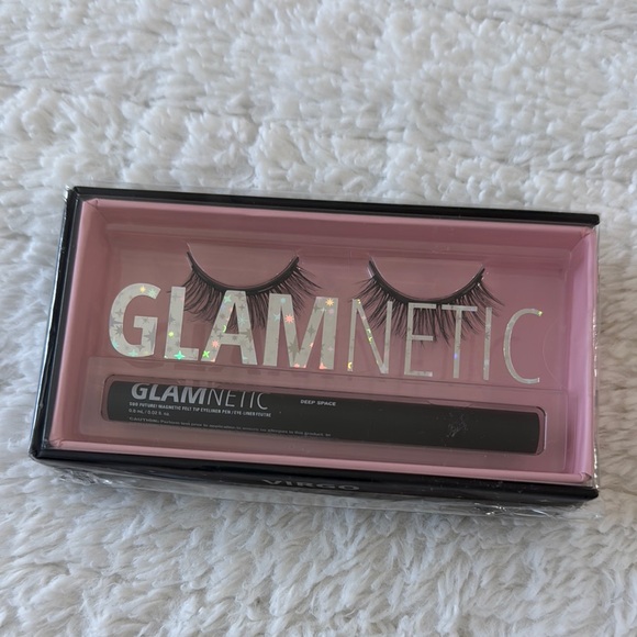 Black Magnetic Lashes - Picture 1 of 4